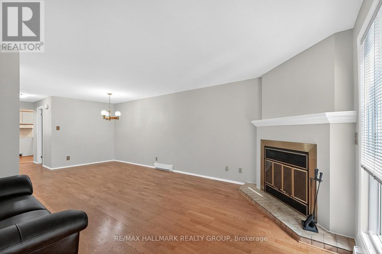 28822601/b-6746-jeanne-darc-boulevard/convent-glen-north/ottawa/ontario/K1C6E9_14