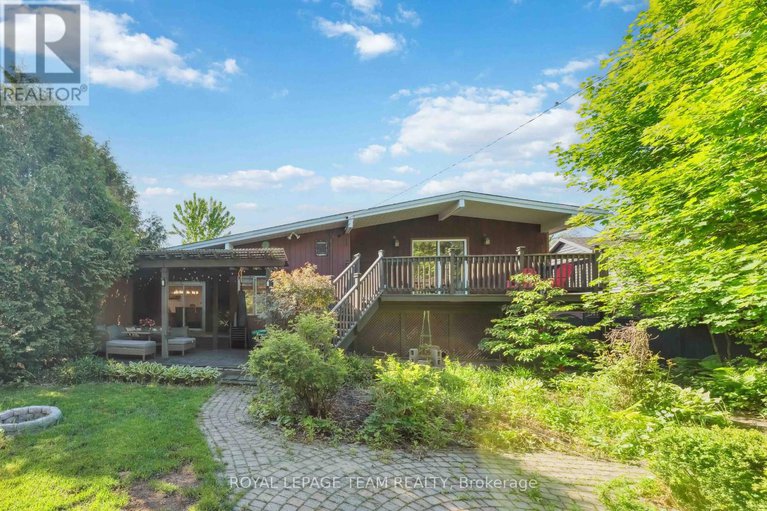28386723/2353-georgina-drive-n/whitehaven/ottawa/ontario/K2B7M6_23