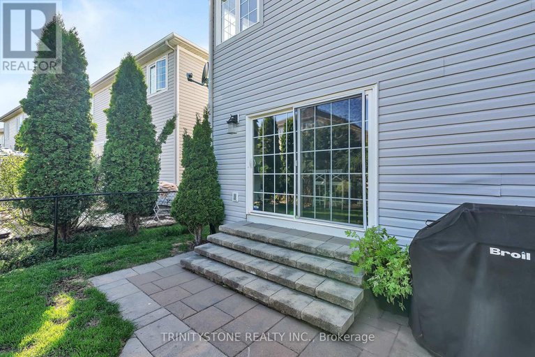 28485625/518-dalewood-crescent/stittsville-south/ottawa/ontario/K2S0L3_32