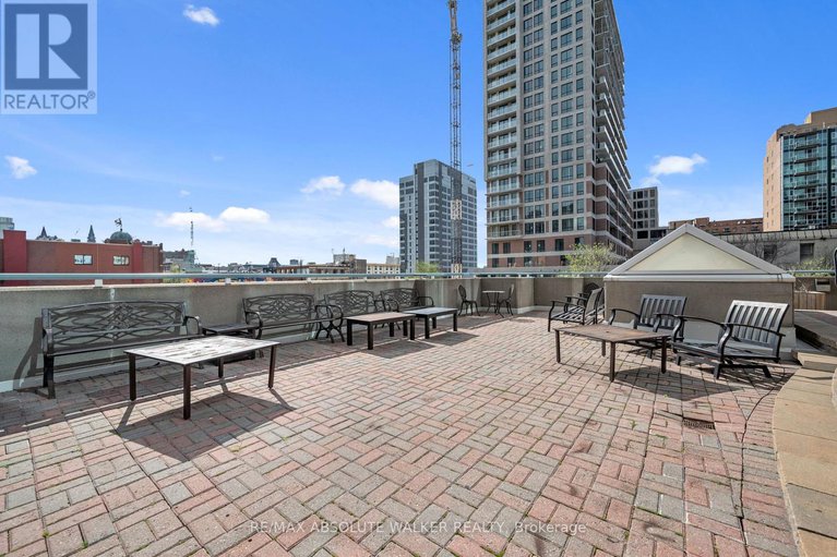 28296129/1605-160-george-street/lower-townbyward-market/ottawa/ontario/K1N9M2_30