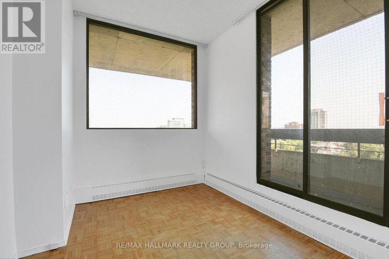 28666864/9a-400-laurier-avenue-e/sandy-hill/ottawa/ontario/K1N8Y2_25