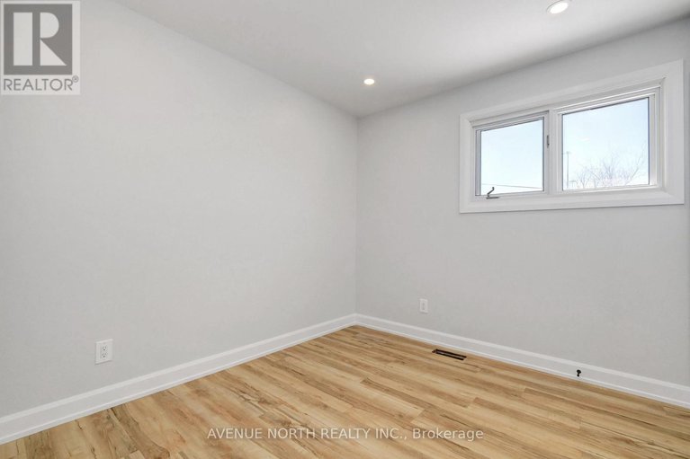 29032421/882-balsam-drive/chatelaine-village/ottawa/ontario/K1E1B5_14