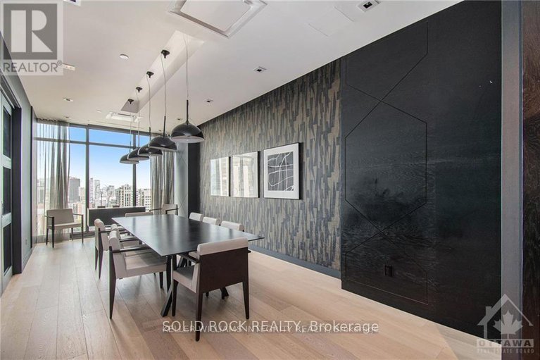 29301023/213-255-bay-street/ottawa-centre/ottawa/ontario/K1R5Z4_21