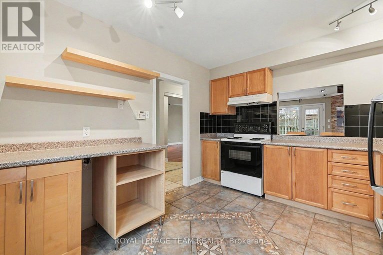 29597736/187-monterey-drive/leslie-park/ottawa/ontario/K2H7A9_17