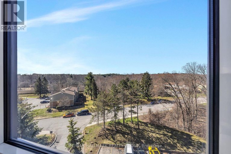 29641177/704-80-sandcastle-drive/leslie-park/ottawa/ontario/K2H9E7_18