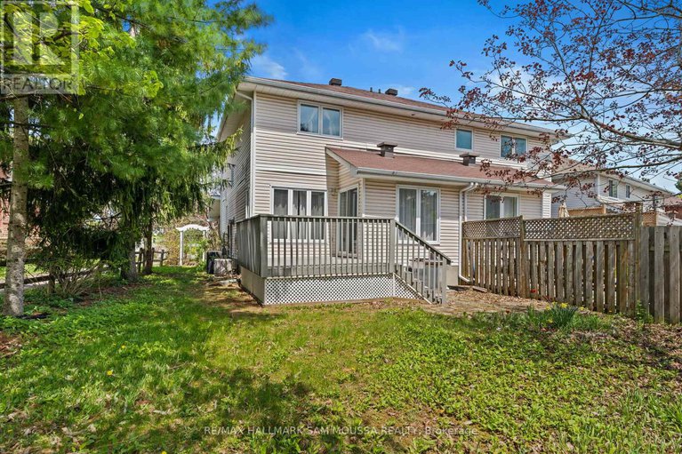 28323981/11-highmont-court/kanata-lakesheritage-hills/ottawa/ontario/K2T1B3_36