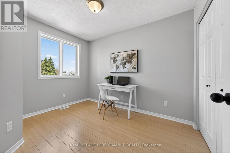 29662790/3835-crowsnest-avenue/quinterra/ottawa/ontario/K1V1K4_30