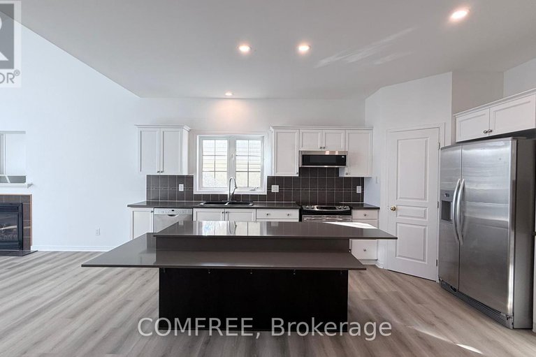 28919576/141-stedman-street/blossom-parkkemp-parkfindlay-creek/ottawa/ontario/K1T0B4_9