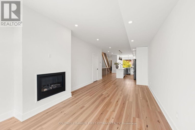 29001392/c-238-lebreton-street-n/west-centre-town/ottawa/ontario/K1R7J3_17