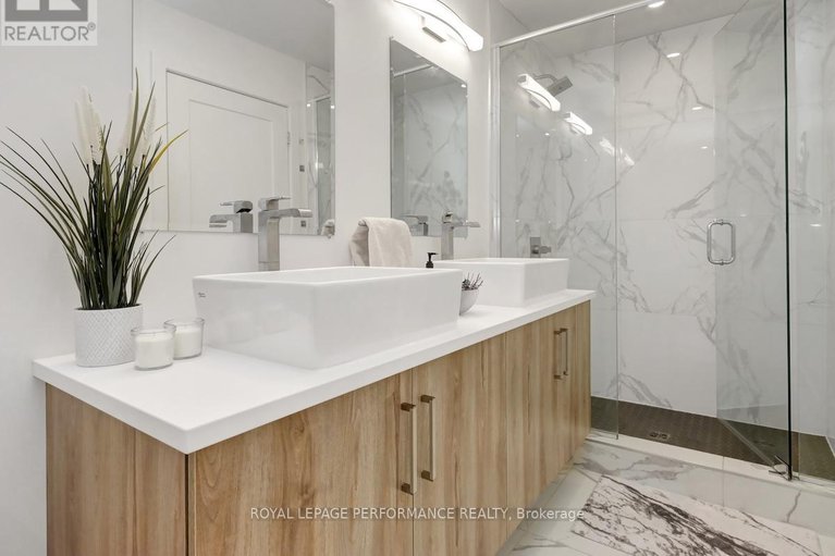 28923726/2183-deschenes-street/woodroffe/ottawa/ontario/K2B6N2_25