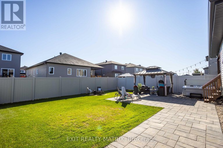 29322607/521-marseille-street/embrun/russell/ontario/K0A1W0_38