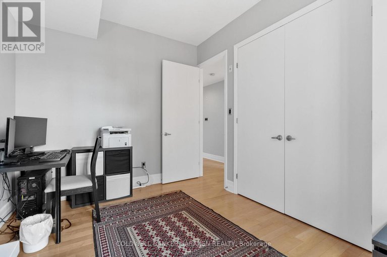 28485622/504-327-breezehill-avenue-s/west-centre-town/ottawa/ontario/K1Y1R6_22