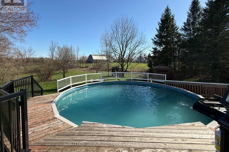 29680076/19408-county-18-road/south-glengarry-charlottenburgh-twp/south-glengarry/ontario/K0C1S0_41