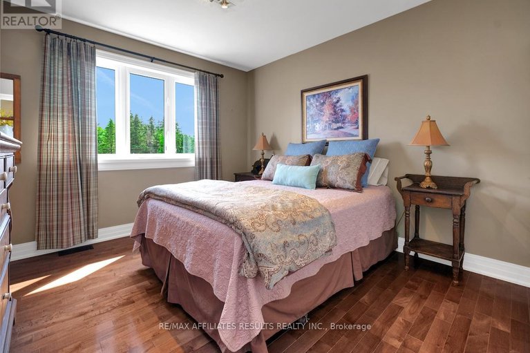 28469436/1894-corkery-road/huntley-ward-north-west/ottawa/ontario/K0A1L0_28