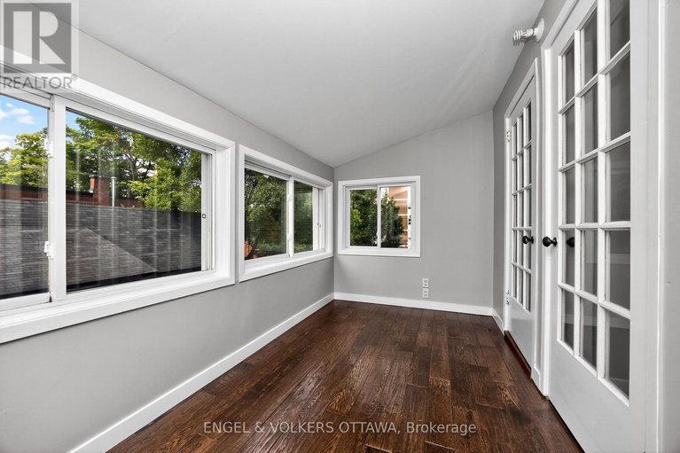 28640423/172-cartier-street-n/ottawa-centregolden-triangle/ottawa/ontario/K2P1K9_30