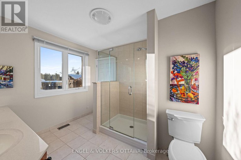 29309031/1304-fairway-drive/manotick-south-to-roger-stevens/ottawa/ontario/K4M1B3_26