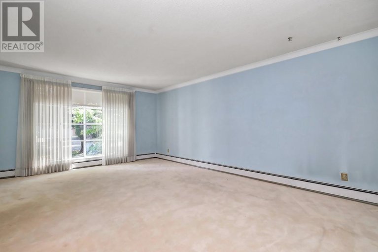 28544355/968-sadler-crescent/whitehaven/ottawa/ontario/K2B5H7_6