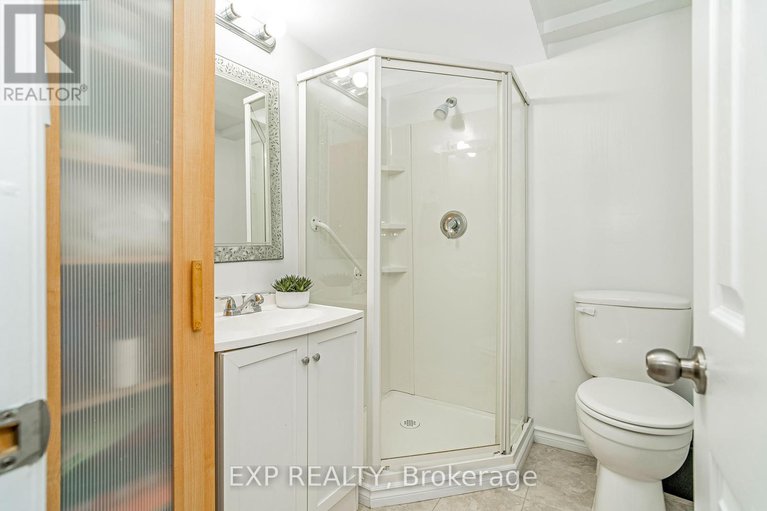 29240374/104-1820-marsala-crescent/fallingbrookpineridge/ottawa/ontario/K4A2E7_33