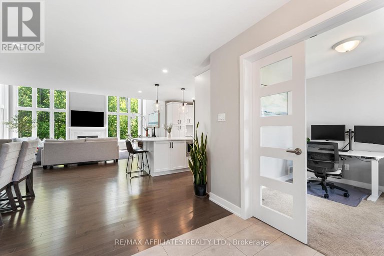 28381839/156-hybrid-street/embrun/russell/ontario/K0A1W0_6
