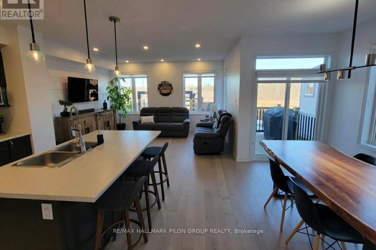 29585358/38-riddell-street/carleton-place/carleton-place/ontario/K7C0J4_3