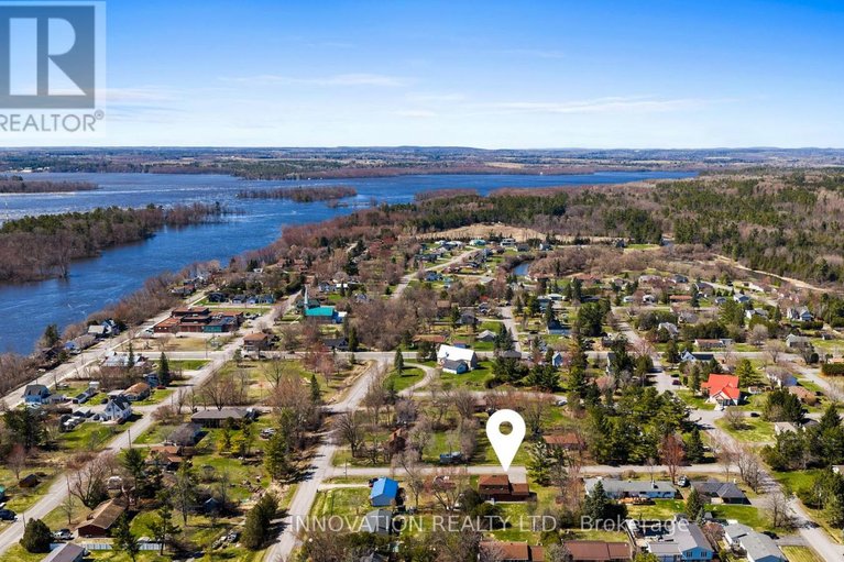 29648459/114-poole-street/fitzroy/ottawa/ontario/K0A1X0_45