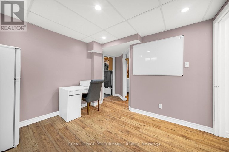 29452599/1557-verchere-street/chateauneuf/ottawa/ontario/K1C7C7_35