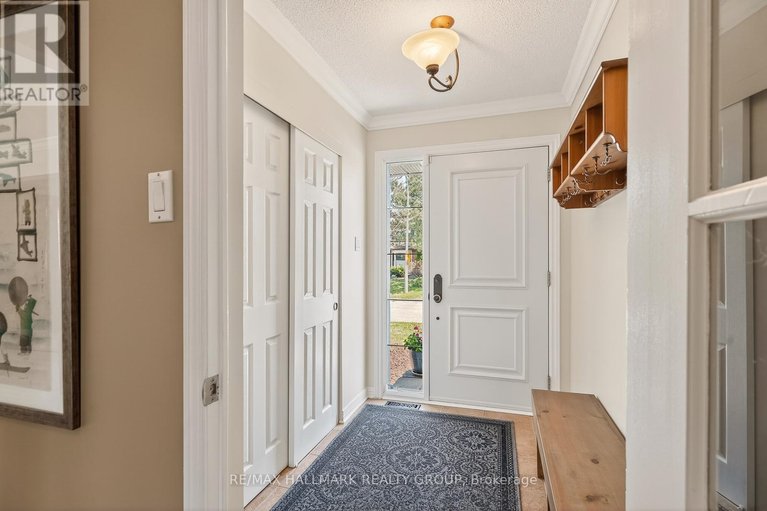 29659276/853-acadian-gardens/convent-glen/ottawa/ontario/K1C2V7_6