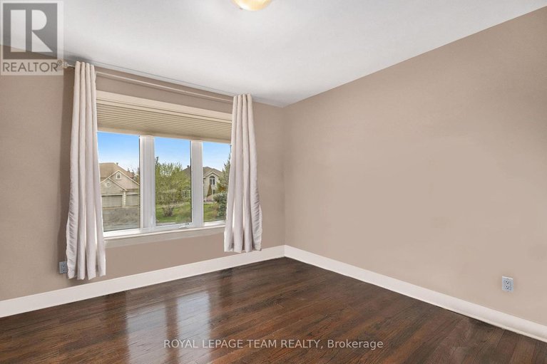 28915612/5386-mansel-crescent/manotick-village-manotick-estates/ottawa/ontario/K4M1L3_24
