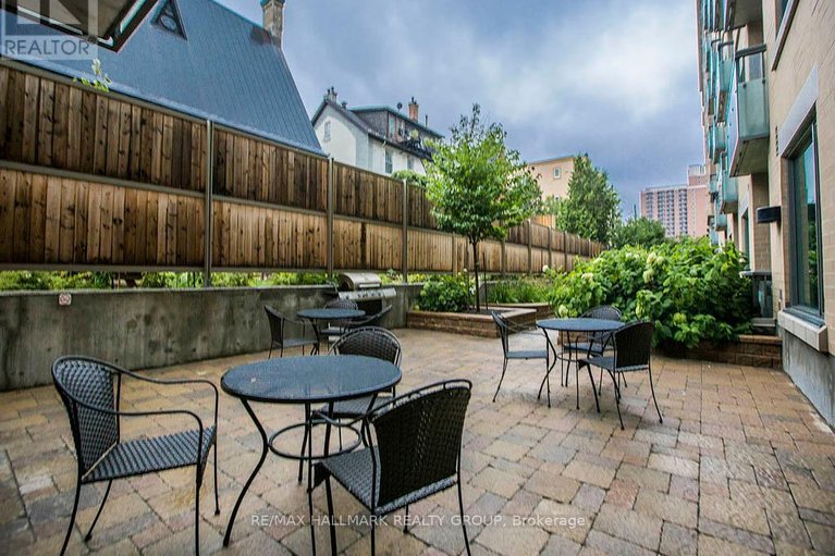 29527057/807-238-besserer-street/sandy-hill/ottawa/ontario/K1N6B1_33