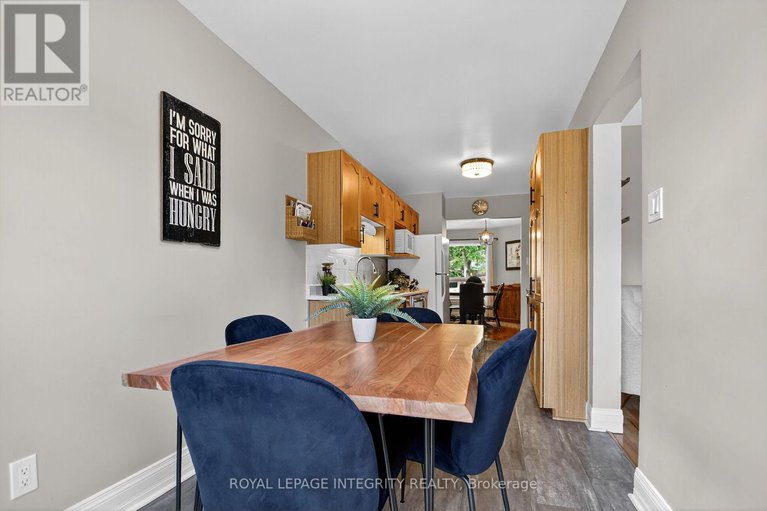 28934975/13-roblyn-way/barrhaven-east/ottawa/ontario/K2G5Z4_16
