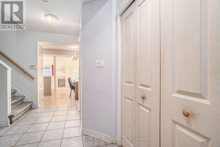 28866326/956-lovitt-road/fairfield-heights/ottawa/ontario/K2B1A7_3