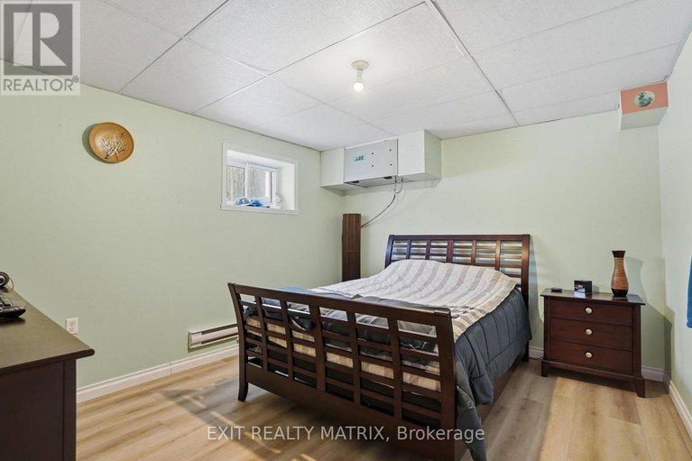 29431063/8150-montee-lemieux-road/east-hawkesbury/ontario/K0B1M0_26