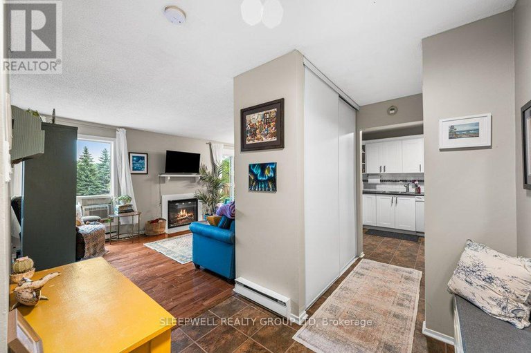 28791360/7-420-fenerty-court/katimavik/ottawa/ontario/K2L3A9_16