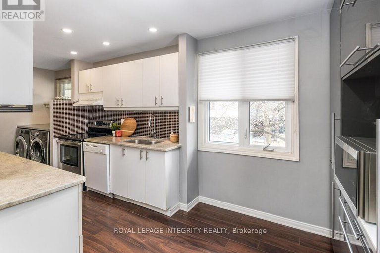 28626251/27-655-richmond-road/woodroffe/ottawa/ontario/K2A3Y3_13