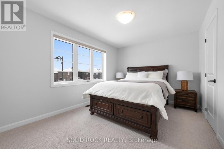 29438111/42-conch-way/mahogany-community/ottawa/ontario/K4M0M4_30