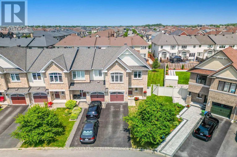 28636088/895-ashenvale-way/avalon-east/ottawa/ontario/K4A0R8_2