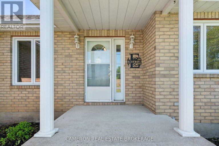 28386270/18614-county-2-road/south-glengarry-charlottenburgh-twp/south-glengarry/ontario/K6H5R5_3