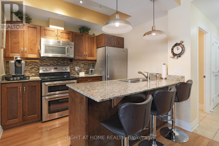 28395135/1210-235-kent-street/ottawa-centre/ottawa/ontario/K2P1Z9_9