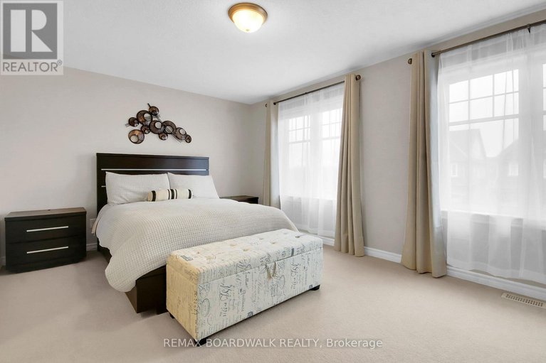 29605776/802-tony-george-place-e/stittsville-north/ottawa/ontario/K2S0R3_14