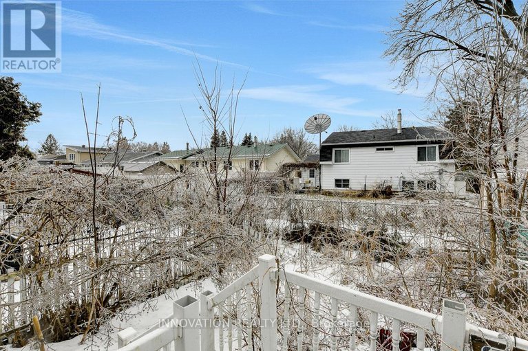 29473111/4407-ashcroft-court/carson-grove/ottawa/ontario/K1J1C7_23