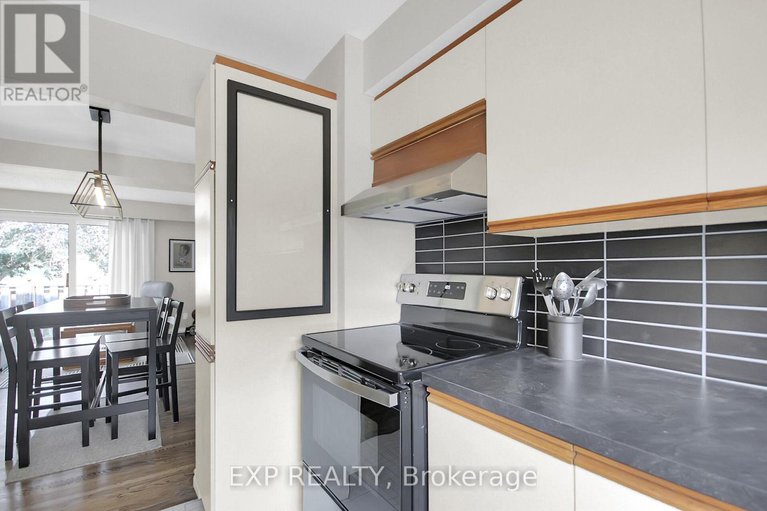 28739048/83-hadley-circle/bells-corners/ottawa/ontario/K2H7Z8_22