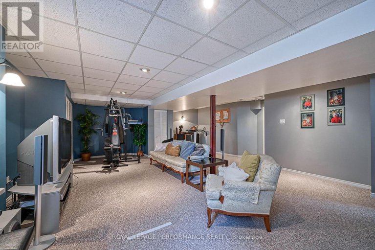 28233202/4191-wolfe-point-way/riverside-southgloucester-glen/ottawa/ontario/K1V1P5_38