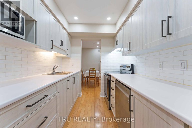 28983915/30-shearer-crescent/katimavik/ottawa/ontario/K2L3M7_7