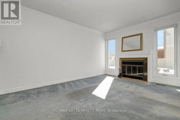 29436632/798-lalande-terrace/fallingbrookridgemount/ottawa/ontario/K4A2M4_11