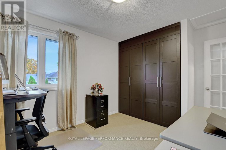 29090639/32-parklands-avenue/village-of-russell/russell/ontario/K4R1A2_34