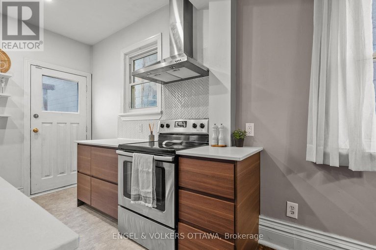 29161397/421-arlington-avenue/west-centre-town/ottawa/ontario/K1R6Z7_16