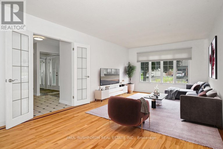 28358321/89-hawk-crescent/hunt-clubwestern-community/ottawa/ontario/K1V9G8_6