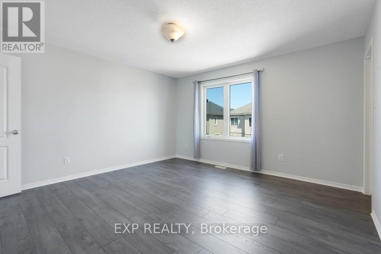 29636685/d-3705-riverbreeze-street/half-moon-bay/ottawa/ontario/K2J0S1_23