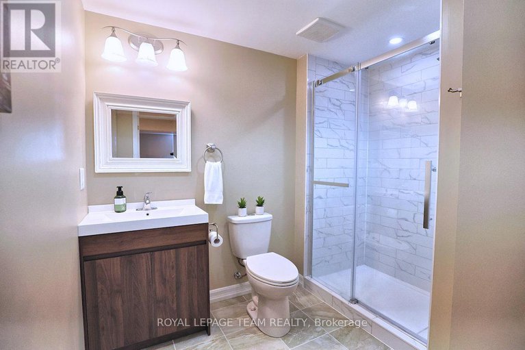 28640843/217-balikun-heights/emerald-meadowstrailwest/ottawa/ontario/K2V0A6_35