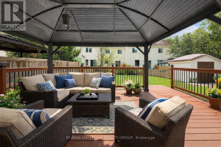 29429893/340-stoneway-drive/barrhaven-east/ottawa/ontario/K2G6G8_36